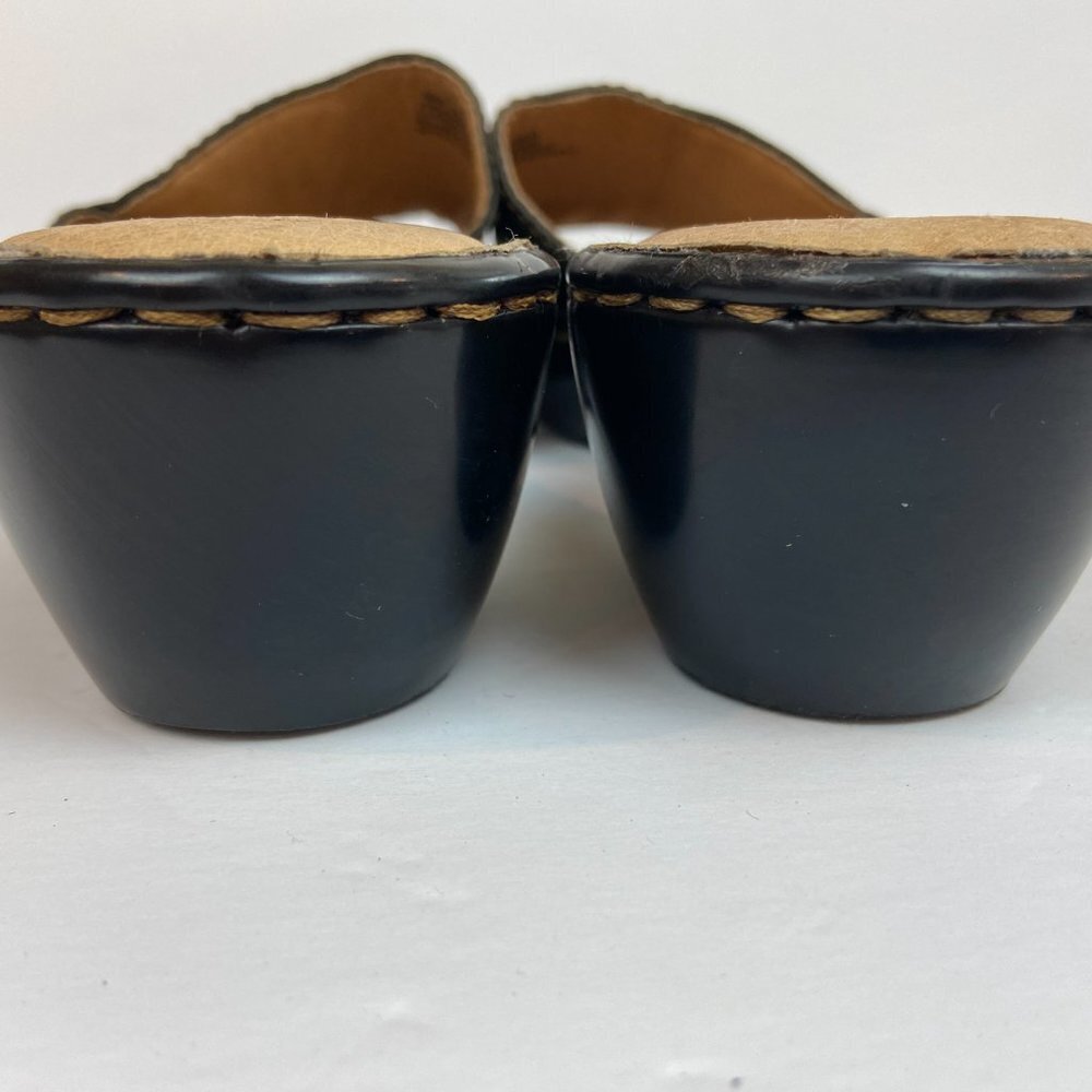 NWOT BORN Brown Leather Slip On Mules Sz 10 M/ W - Picture 7 of 8